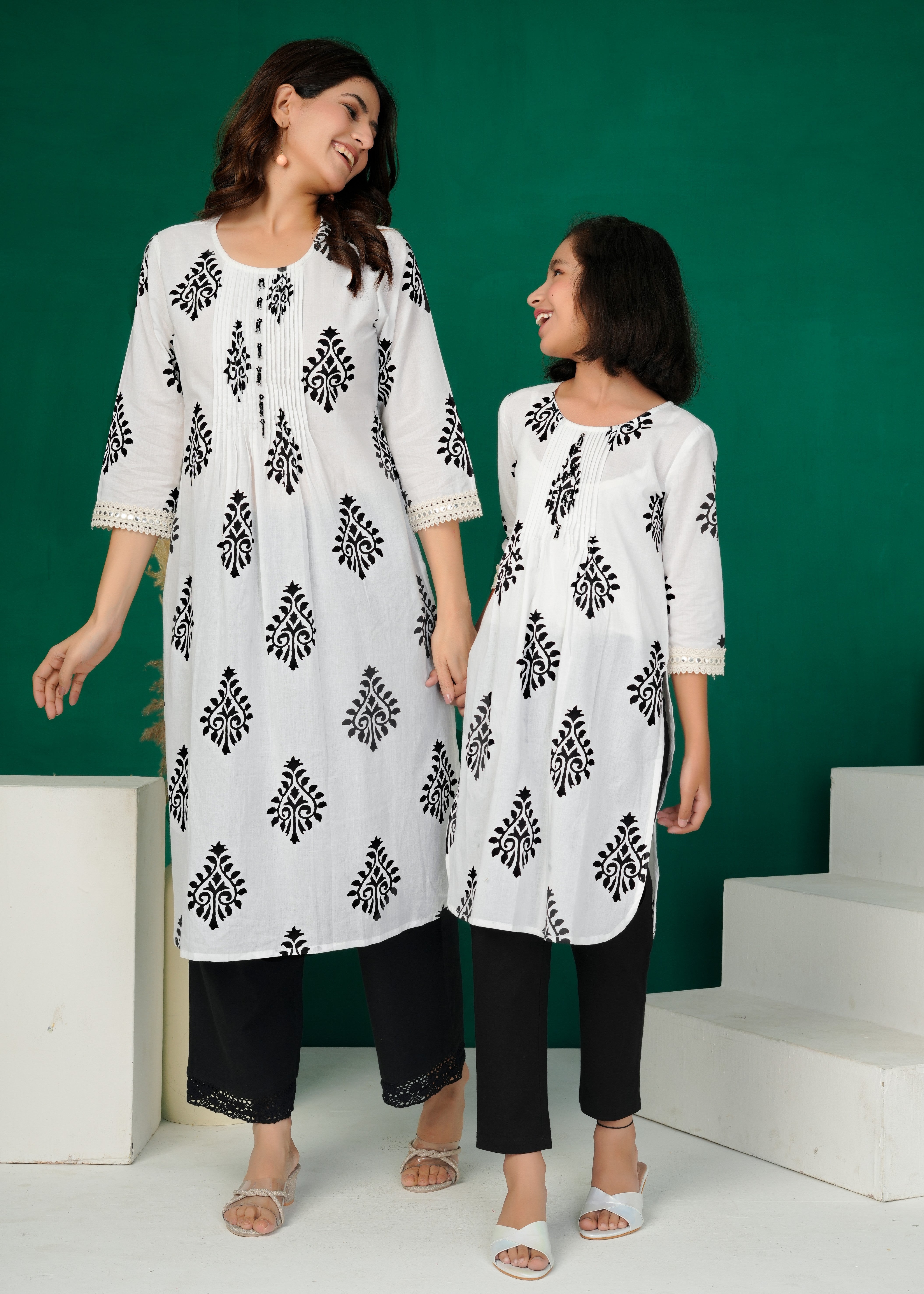 White Cotton Kurta With Black Floral Printing