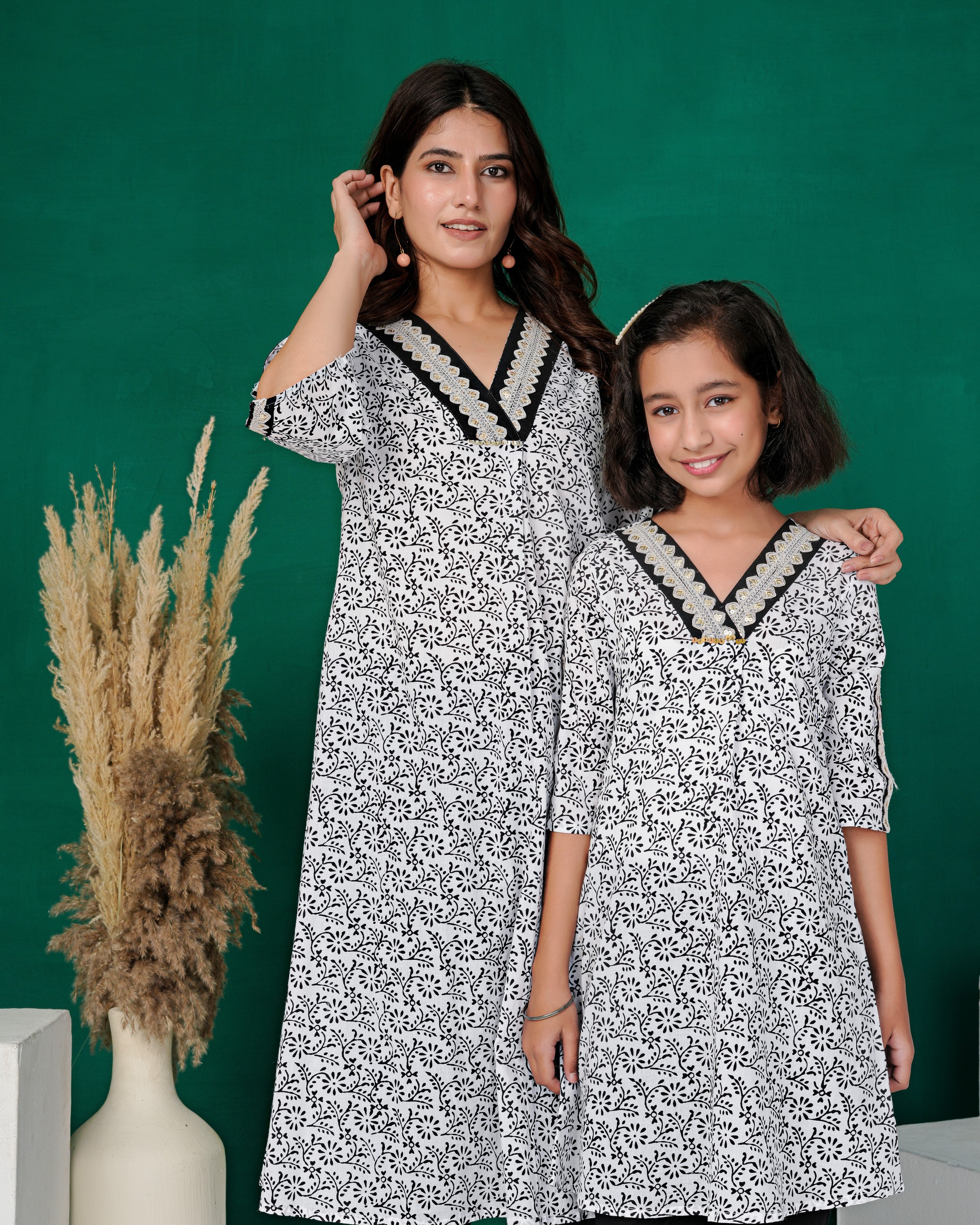 White Black Speckle Straight Cut Cotton Kurta