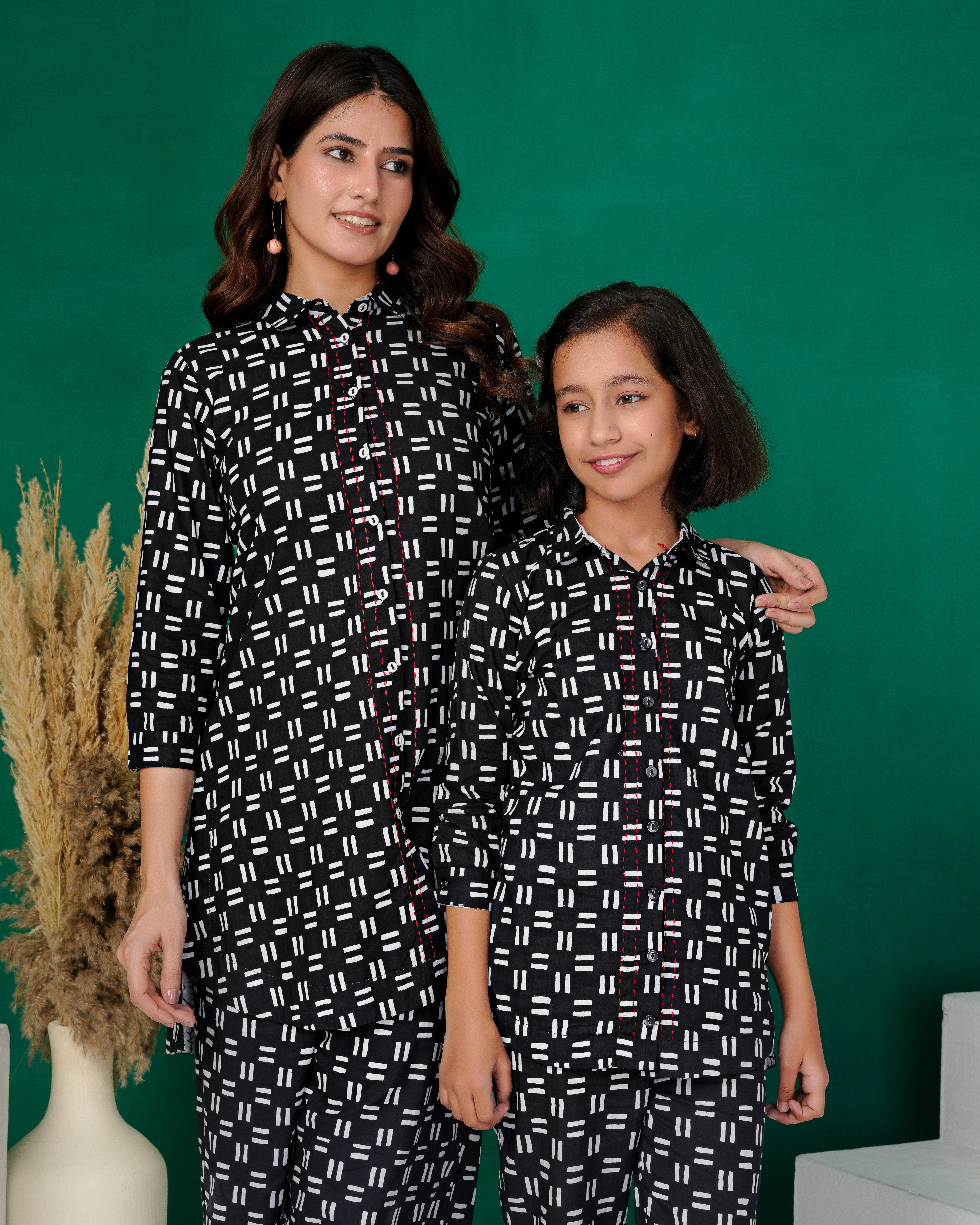 Black Cross-Weave Geometric Print Cotton Co-ords