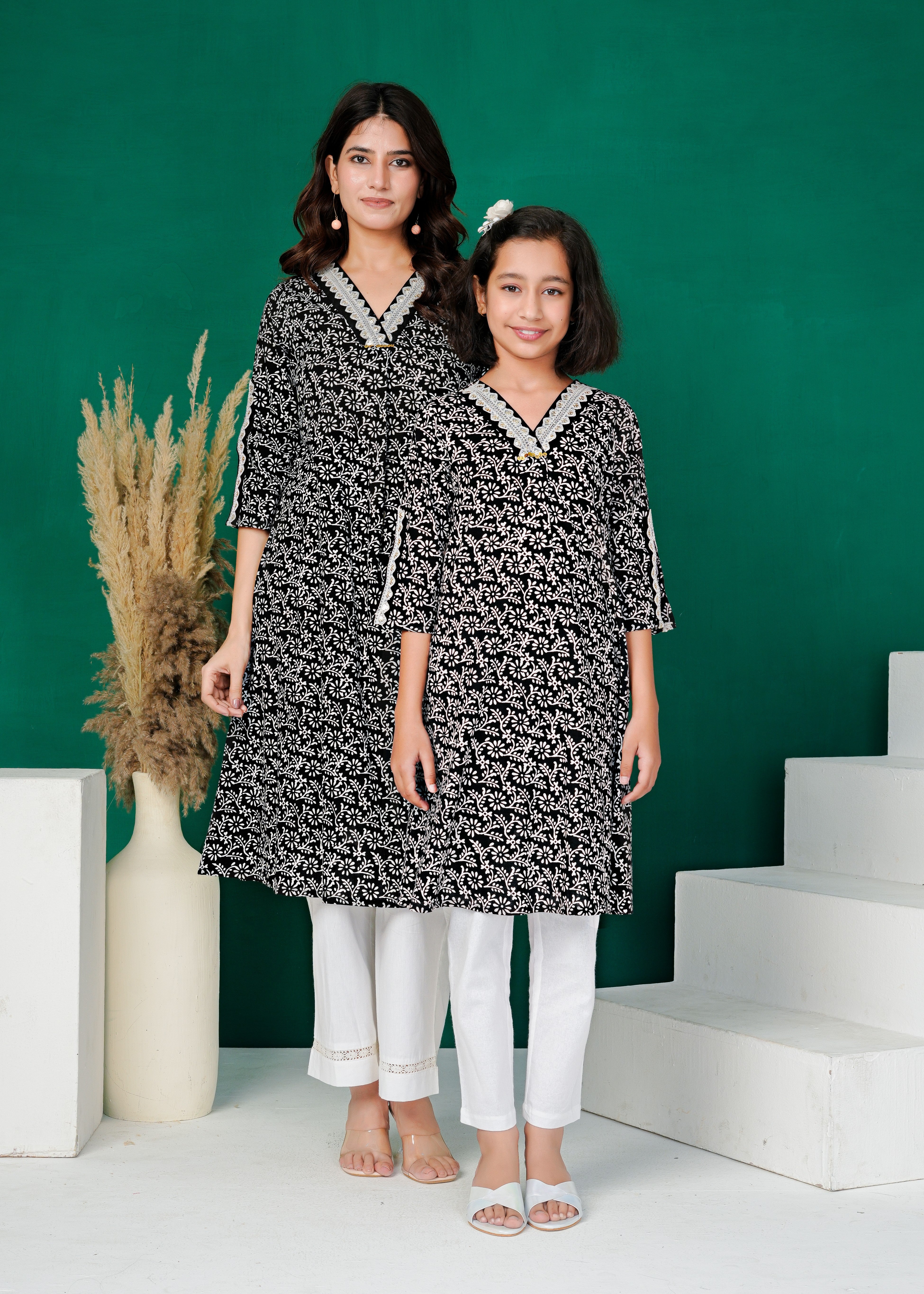Black Speckle Straight Cut Cotton V Neck Kurta