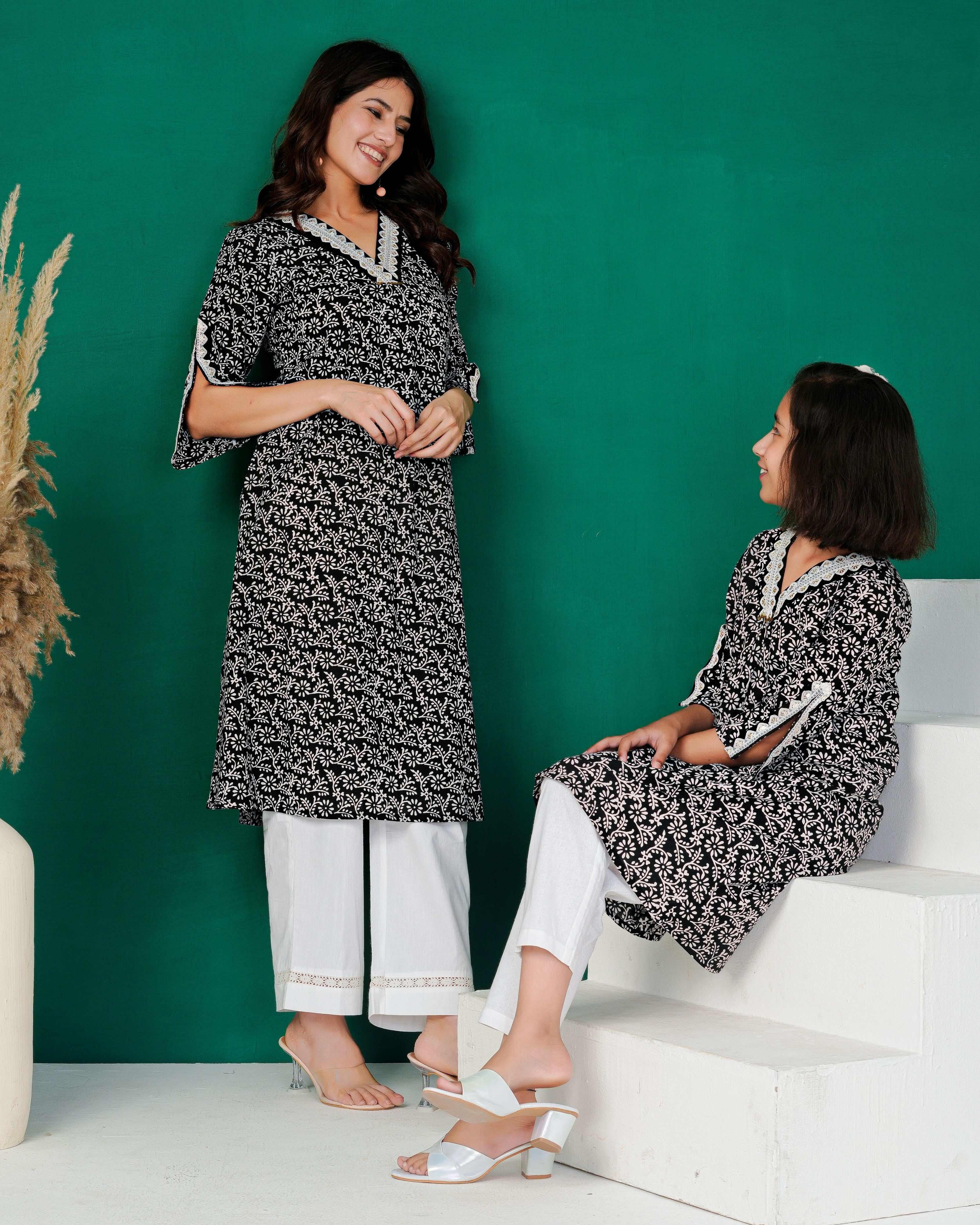 Black Speckle Straight Cut Cotton V Neck Kurta