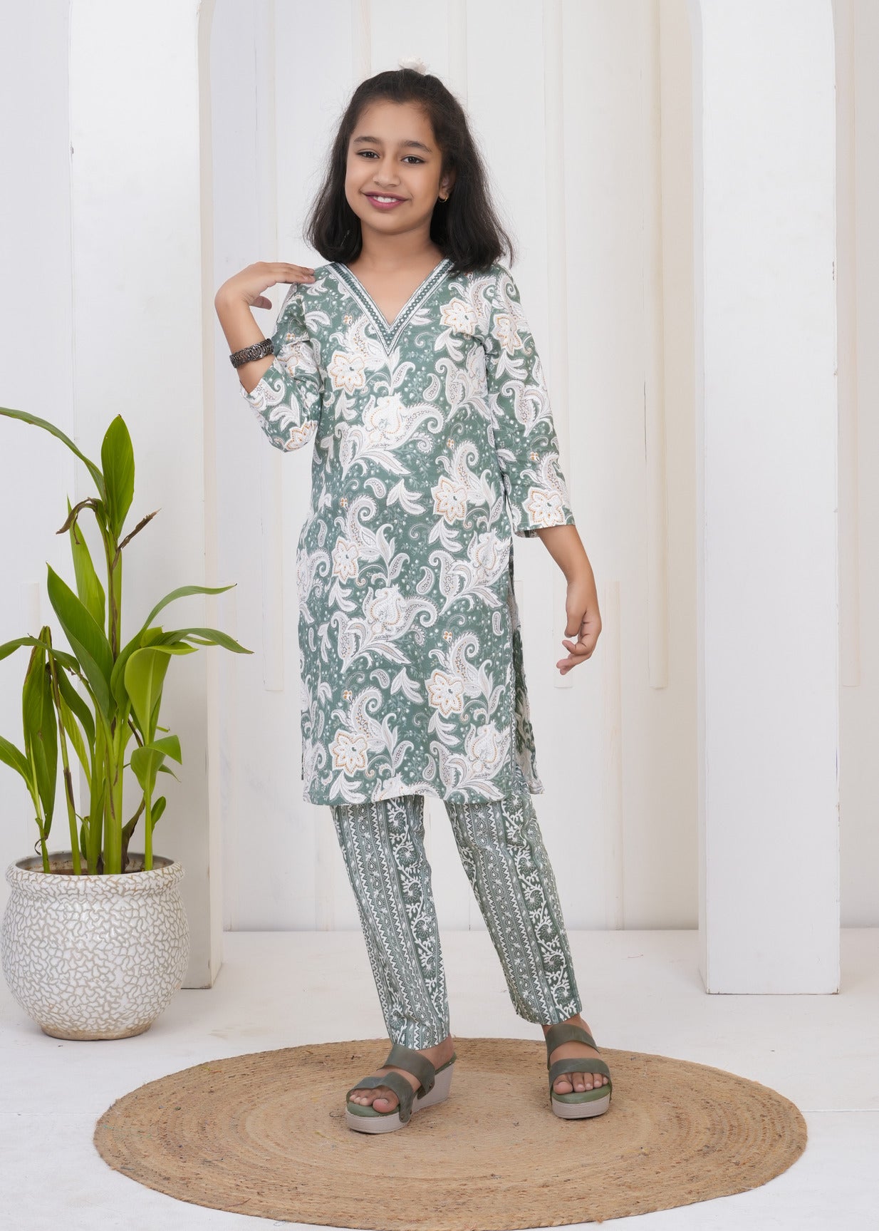 Green With White Floral Printed Cotton Kurti Set