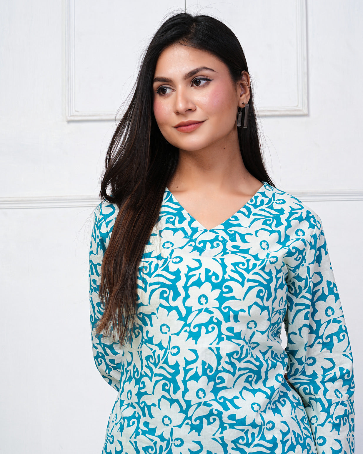 Turquoise With White Floral Print Cotton Night Suit