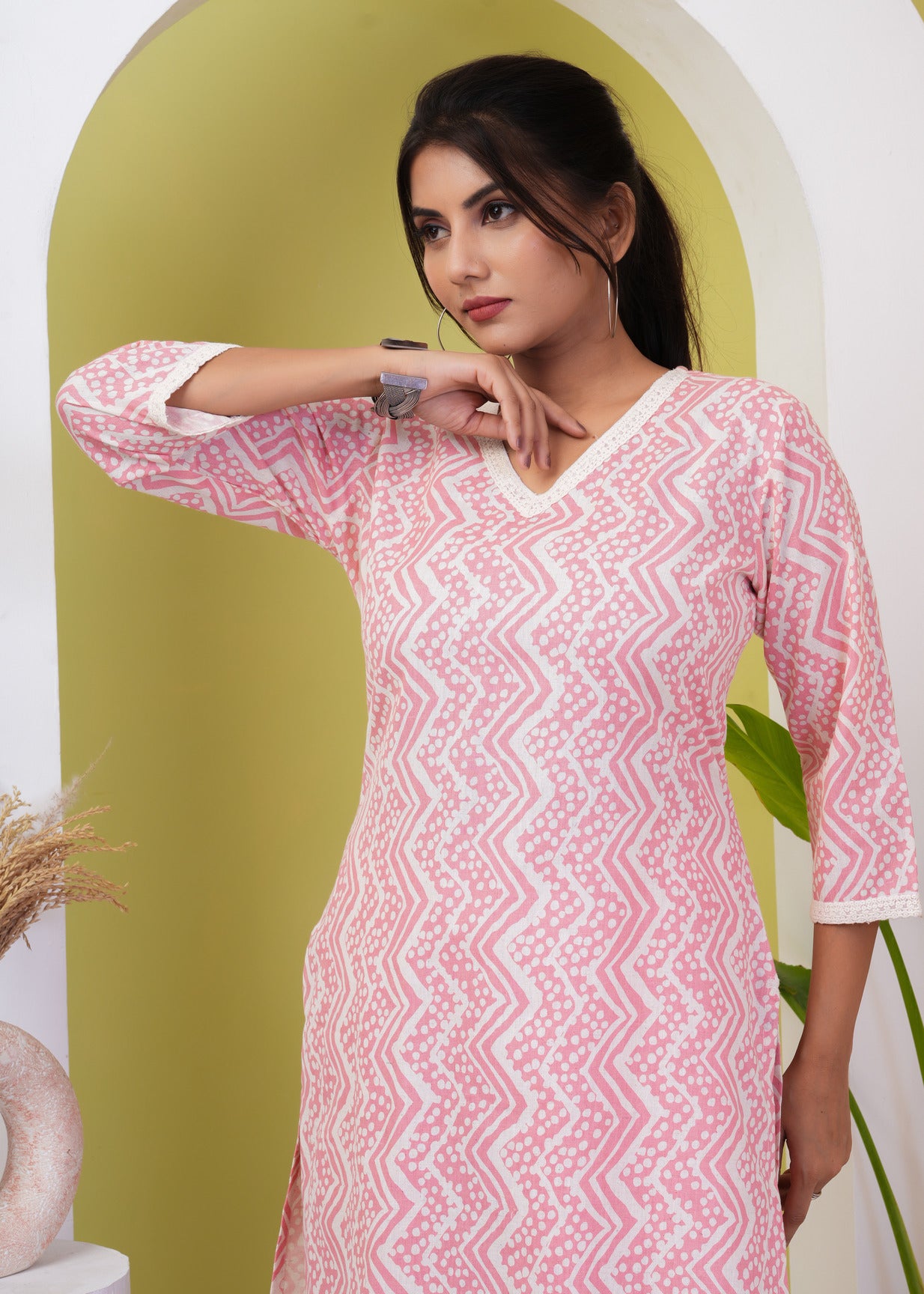 Pink With White Zigzag Printed Cotton Kurti Set