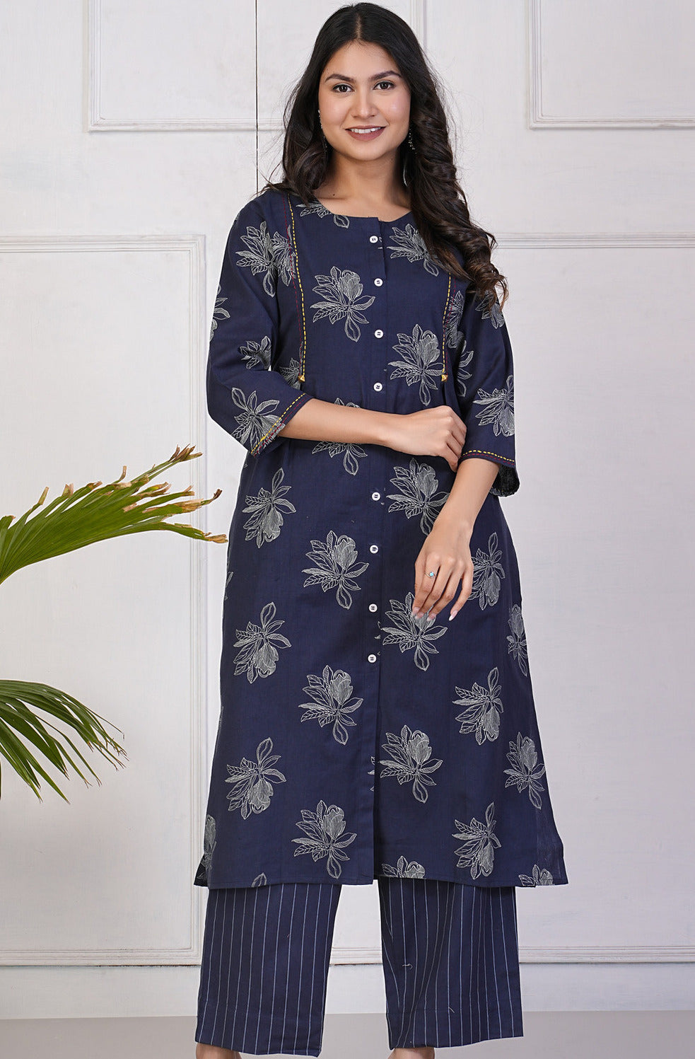 Blue With White Floral Print Katha Work Cotton Kurti Set