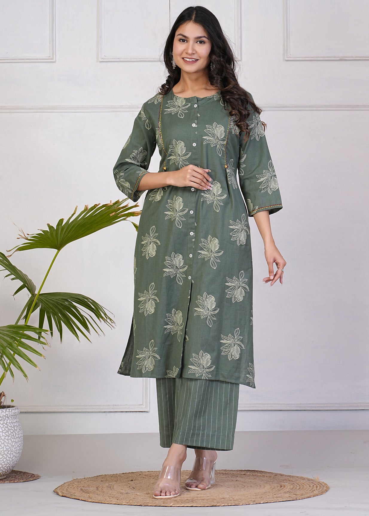 Green With White Floral Print Katha Work Cotton Kurti Set