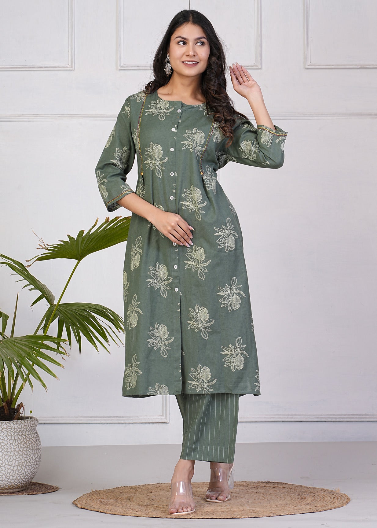 Green With White Floral Print Katha Work Cotton Kurti Set