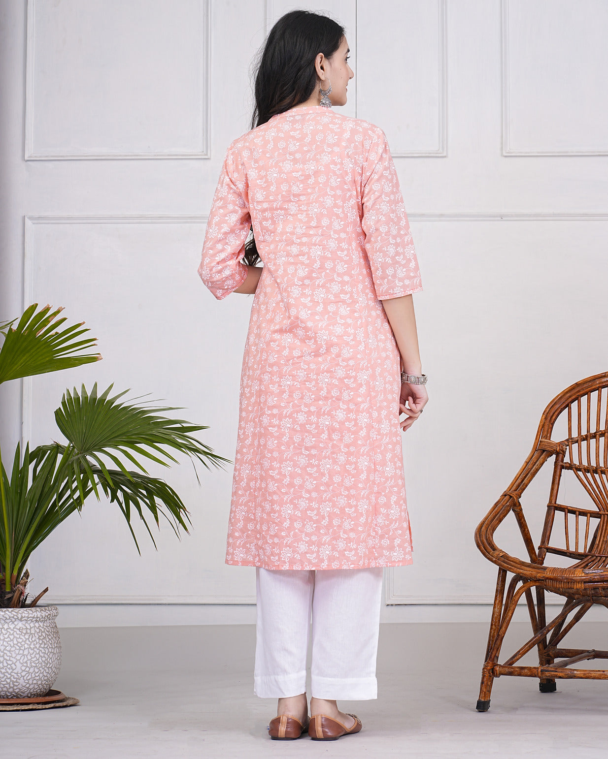 Light Pink With White Floral Printed Cotton Kurti – Gatim Fashions