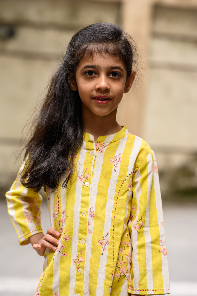 Yellow And White Striped Printed Cotton Kurta