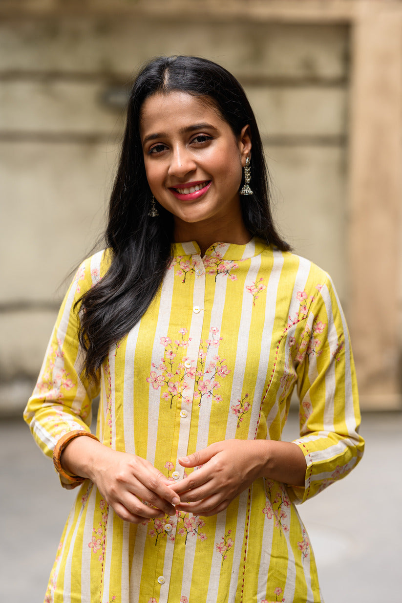 Yellow And White Striped Printed Cotton Kurta