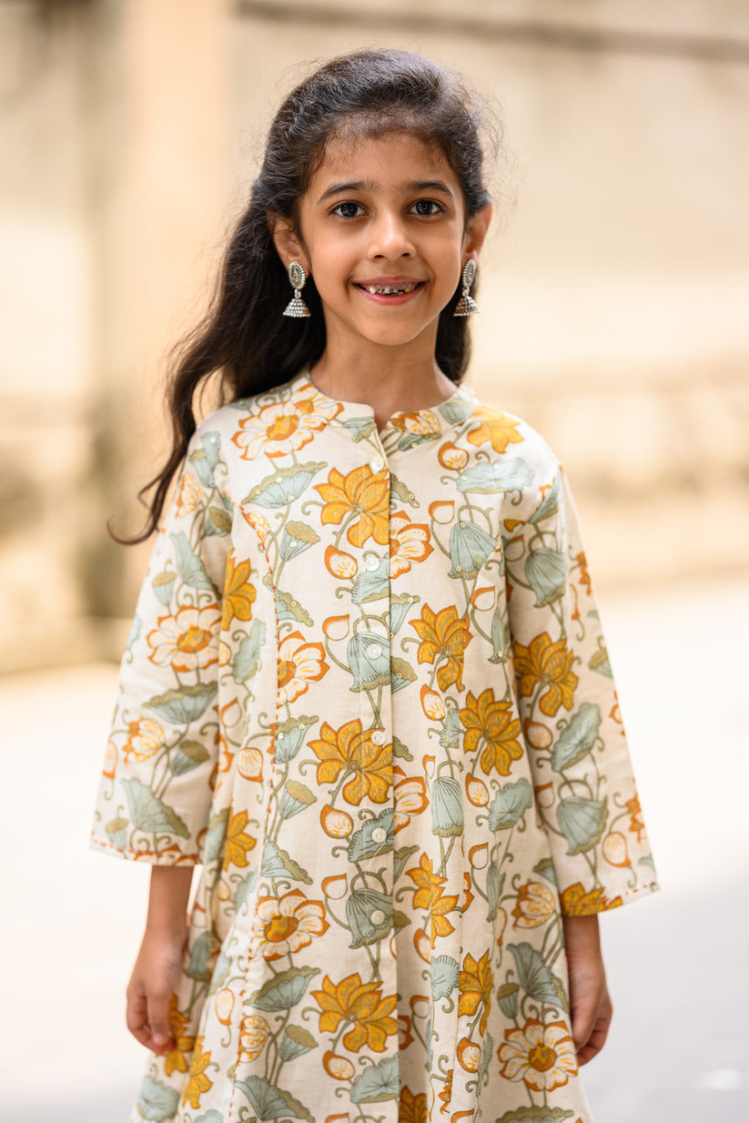 Blue And Yellow Floral Embellished Cotton Kurta